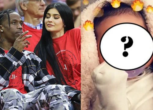 Kylie Jenner khoe gương mặt của con gái, kết hợp nhan sắc giữa cô với bạn trai Travis Scott