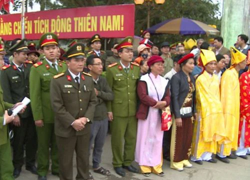 Thắt chặt an ninh tại lễ hội đền Trần Thái Bình