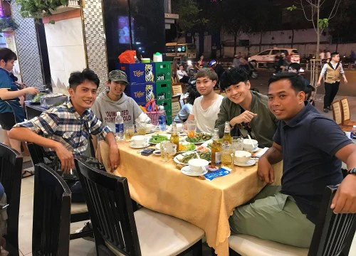 Rủ nhau tụ hội, Huỳnh Phương cùng QTV, Ngô Kiến Huy và Celebrity chuẩn bị lập team LMHT mới?