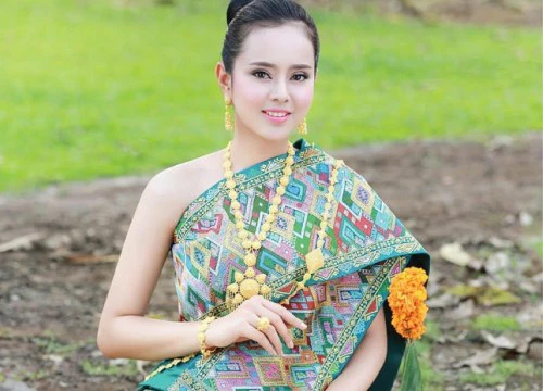 Ít thi hoa hậu nên mấy ai ngờ nước bạn Lào có lắm cô gái xinh đẹp như tiên