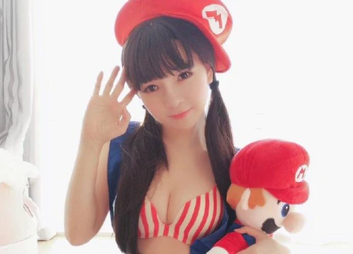 Cùng ngắm cosplay cô nàng Mario "ngực khủng" cực dễ thương