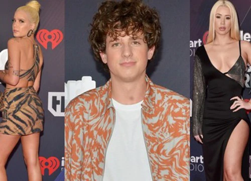 Thảm đỏ iHeartRadio Music: Charlie Puth khoe tóc xoăn khác lạ, dàn sao nữ hở ngực xẻ đùi đầy gợi cảm