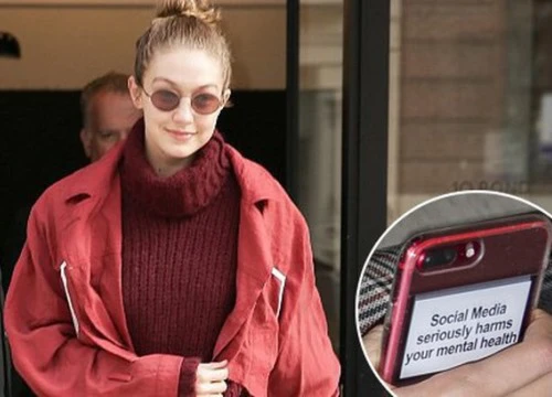 Gigi Hadid xuất hiện xinh đẹp sau chia tay Zayn, nhưng điều gây chú ý là thông điệp trên chiếc điện thoại