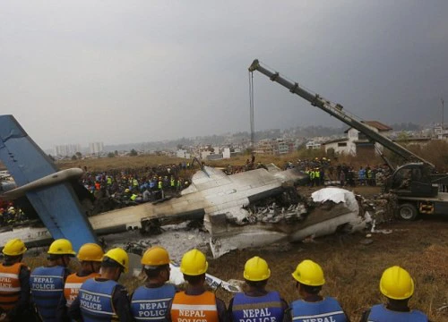 Nepal: Nguyên nhân máy bay chở khách vỡ tan, 49 người thiệt mạng