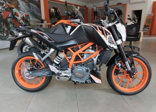 So sánh KTM Duke 390 thế hệ mới và thế hệ cũ, giá 170 triệu đồng