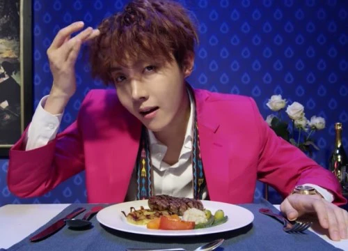 "Tẩm ngẩm tầm ngầm" như j-hope (BTS): Âm thầm thăng hạng trên Billboard 200