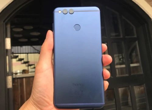 Trên tay Honor 7X màn hình đẹp, camera kép