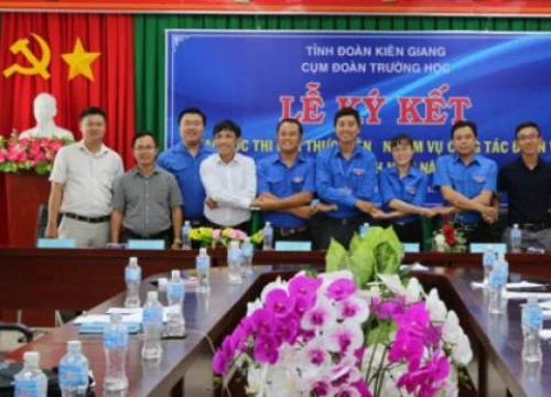 Kiên Giang: Cụm đoàn trường học ký kết giao ước thi đua năm 2018