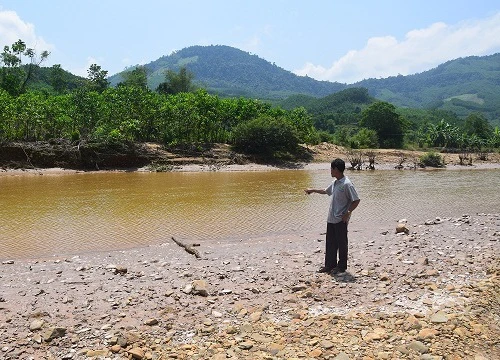 Vỡ đập bãi thải vàng Bồng Miêu, chính quyền nói có, DN bảo không