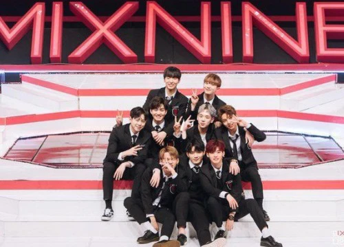 Boygroup chiến thắng MIXNINE: Từ sợ bị "bỏ rơi" đến hợp đồng quá... dài