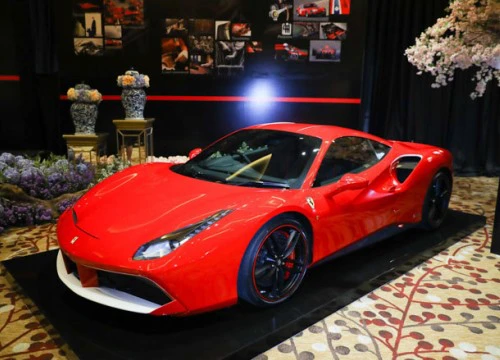 Ferrari tổ chức tiệc tri ân, ra mắt hai mẫu xe mới tại Indonesia