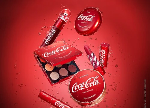 Vừa ra mắt, bộ sản phẩm của The Face Shop x Coca Cola đã được các tín đồ làm đẹp share rần rần