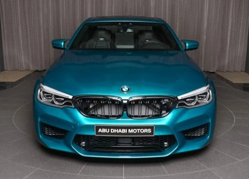 Siêu "sedan cỡ trung" BMW M5 giá bán từ 2,3 tỷ đồng