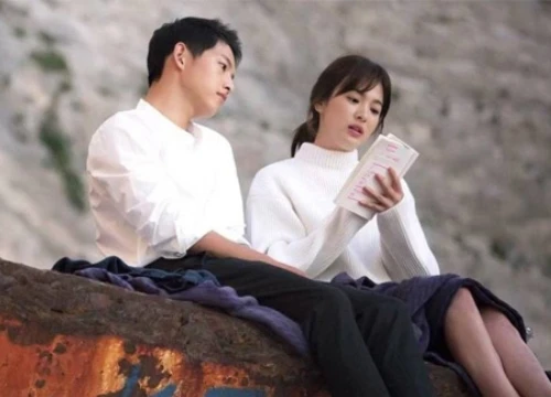 Vợ chồng Song Joong Ki, Song Hye Kyo vào top 10 sao quyền lực Hàn Quốc