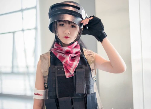 Cosplay PUBG "mặt búng ra sữa" khiến game thủ không khỏi xao xuyến