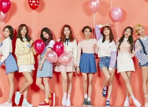 TWICE hé lộ lời và bìa album mới: Chưa biết nhạc có hay không nhưng nhất định phải mua về để... ngắm