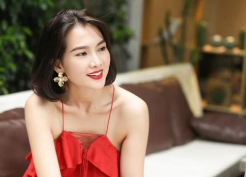 Cách "giữ mình" trước những lời gạ gẫm trong showbiz của mỹ nhân Việt