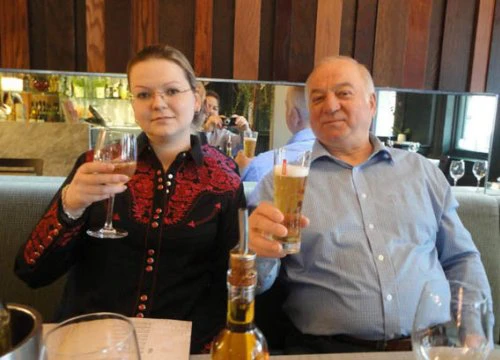 Đầu độc điệp viên: Nga "nổi đóa" vì Anh không cho thăm Yulia Skripal