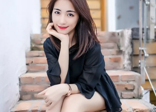 Hòa Minzy kể về cuộc sống "nhạt nhẽo" phía sau hào quang sân khấu