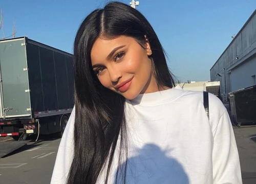 Kylie Jenner đồng ý làm xét nghiệm chứng minh không bắt bạn trai "đổ vỏ" và đây là kết quả