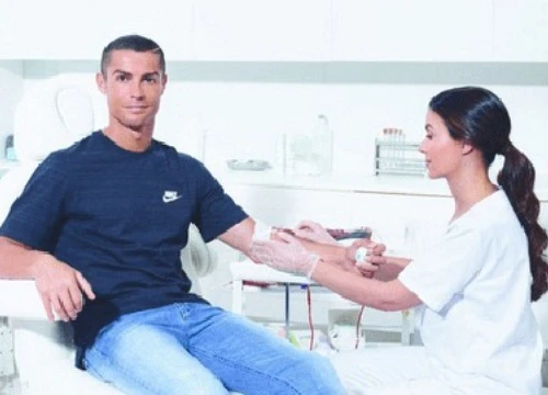 Vì mục đích nhân đạo, Ronaldo không xăm mình