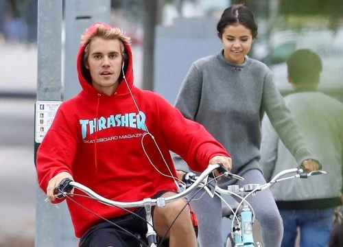 Được nhiều người theo đuổi, Selena Gomez vẫn từ chối vì không quên nổi Justin Bieber?