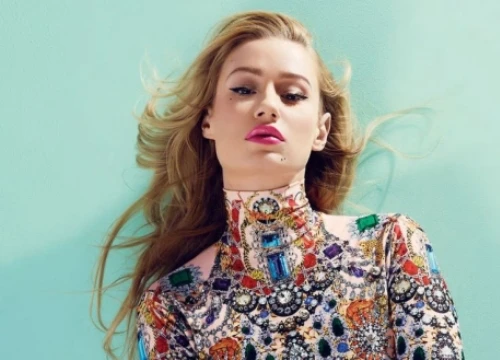 Iggy Azalea "kêu gào" vì ca khúc mới ế thảm hại, đổ lỗi do chỉ có... 60 fan