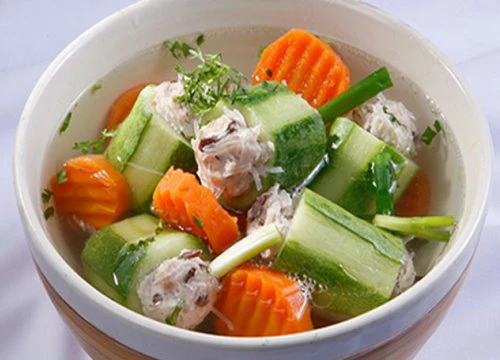 [Chế biến] - Làm canh dưa leo nhồi thịt vừa bổ dưỡng lại đẹp da, tại sao không?