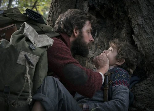 Phim kinh dị "A Quiet Place" âm thầm chiếm lĩnh ngôi đầu phòng vé với 50 triệu đô mở màn