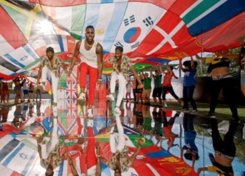 Jason Derulo tung MV mãn nhãn cho ca khúc chủ đề World Cup 2018