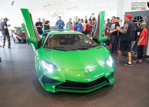 Lamborghini Aventador SV ra mắt bản kỷ niệm Miura SV 4846