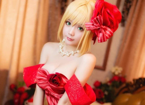 Cùng ngắm cosplay Saber tuyệt đẹp dành cho fan hâm mộ