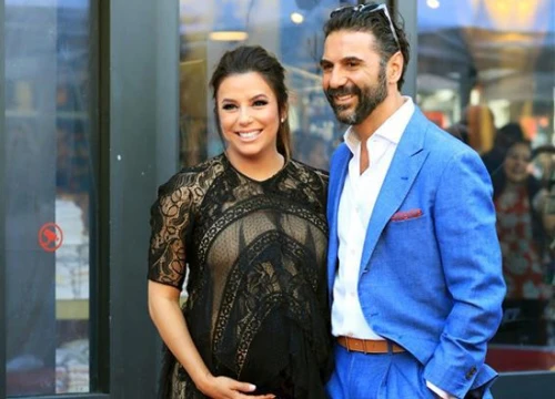 Eva Longoria bế bụng bầu tới lễ gắn sao trên Đại lộ Danh vọng Hollywood