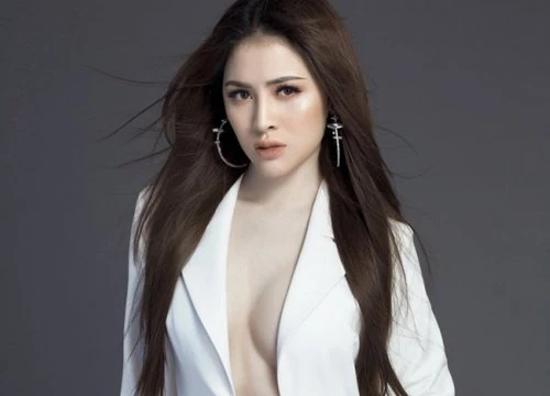 Gây xôn xao vì nói tiếng Anh tệ, người đẹp Việt vẫn được dự đoán Top 2 Miss Eco