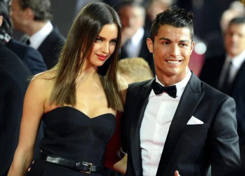 Ronaldo chưa muốn lấy vợ: Tại tình cũ nóng bỏng Irina Shayk