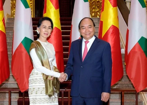 Thủ tướng chủ trì lễ đón trọng thể Cố vấn Nhà nước Myanmar Aung San Suu Kyi