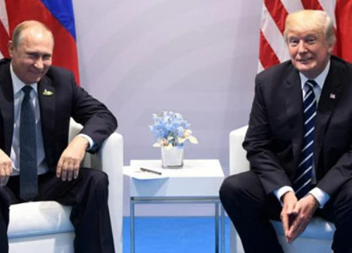 Nga muốn Trump gửi lời mời thăm chính thức tới Putin