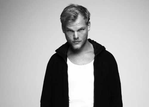 SỐC: DJ nổi tiếng Avicii bất ngờ qua đời ở tuổi 28