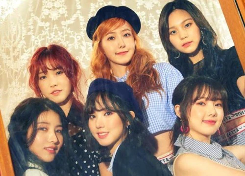 Thoát mác girlgroup xấu nhất Kpop, G-Friend khiến fan điêu đứng vì quá xinh trong ảnh nhá hàng