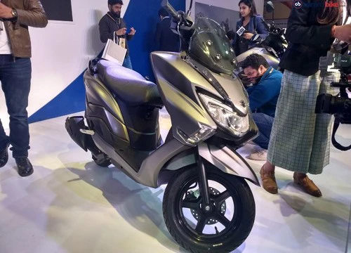 2018 Suzuki Burgman Street 125 sắp lên kệ, giá rẻ "giật mình"