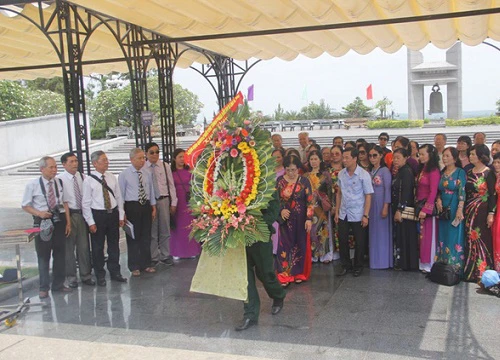 Cựu nhà giáo đi B kể chuyện đào hầm, dựng lán dạy học