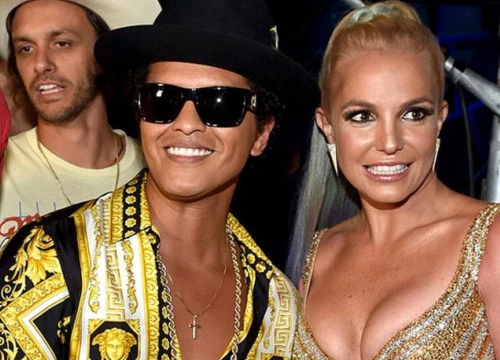 Sau Taylor Swift, Bruno Mars và Britney Spears sẽ khuấy đảo sân khấu giải đua xe Công thức 1 năm nay