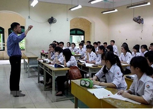 Bạn đọc viết: Học sinh cứ vô tư chơi, điểm số đã có thầy cô lo?!