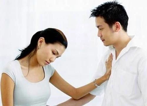 Vợ như người xa lạ, không cho gần gũi sau khi tôi đi công tác về