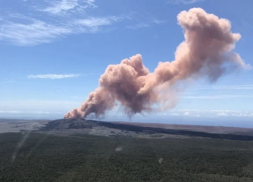 Núi lửa Hawaii sắp phun trào sau hàng trăm trận động đất, 10.000 người sơ tán