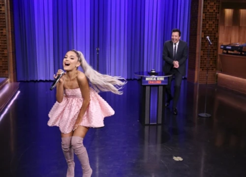 Tất tần tật về album mới đánh dấu màn tái xuất của Ariana Grande