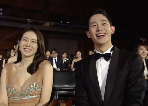 "Trai trẻ" Jung Hae In được nghệ sĩ đàn chị "dụ dỗ" đến quán bar trong nhà chơi