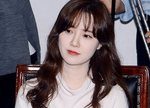 Bí mật làn da ma cà rồng của nàng "Cỏ" Goo Hye Sun