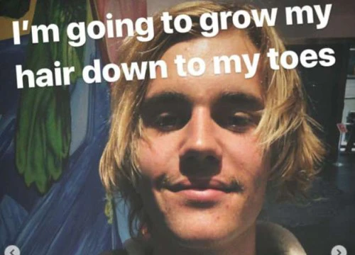 Justin Bieber tuyên bố sẽ nuôi tóc dài tới chân và tiết lộ đang "cảm nắng" một chàng trai