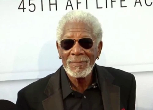 Sự nghiệp 80 năm tiêu tan vì cáo buộc quấy rối tình dục, Morgan Freeman yêu cầu được xin lỗi